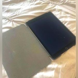 iPad 2nd generation price negotiable